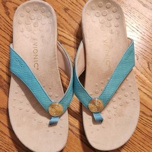 Vionic Sandles Flip Flops Size 9.5